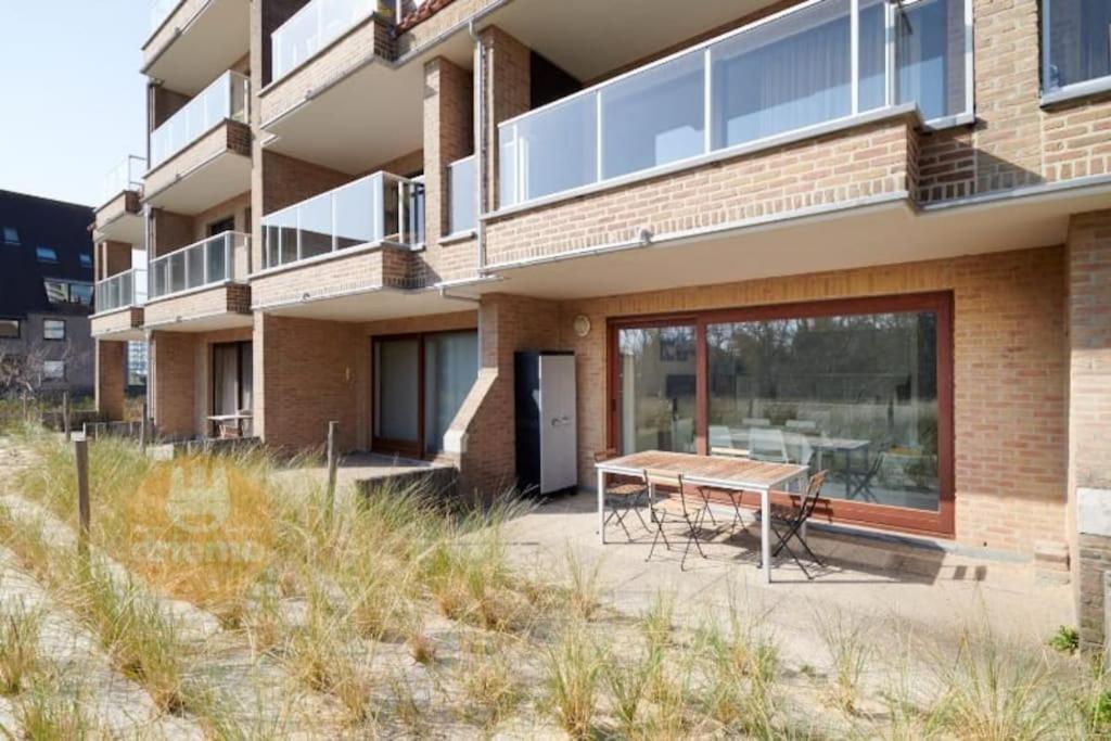4-Persoons Appartement Met Een Mooi Uitzicht 德帕内 外观 照片