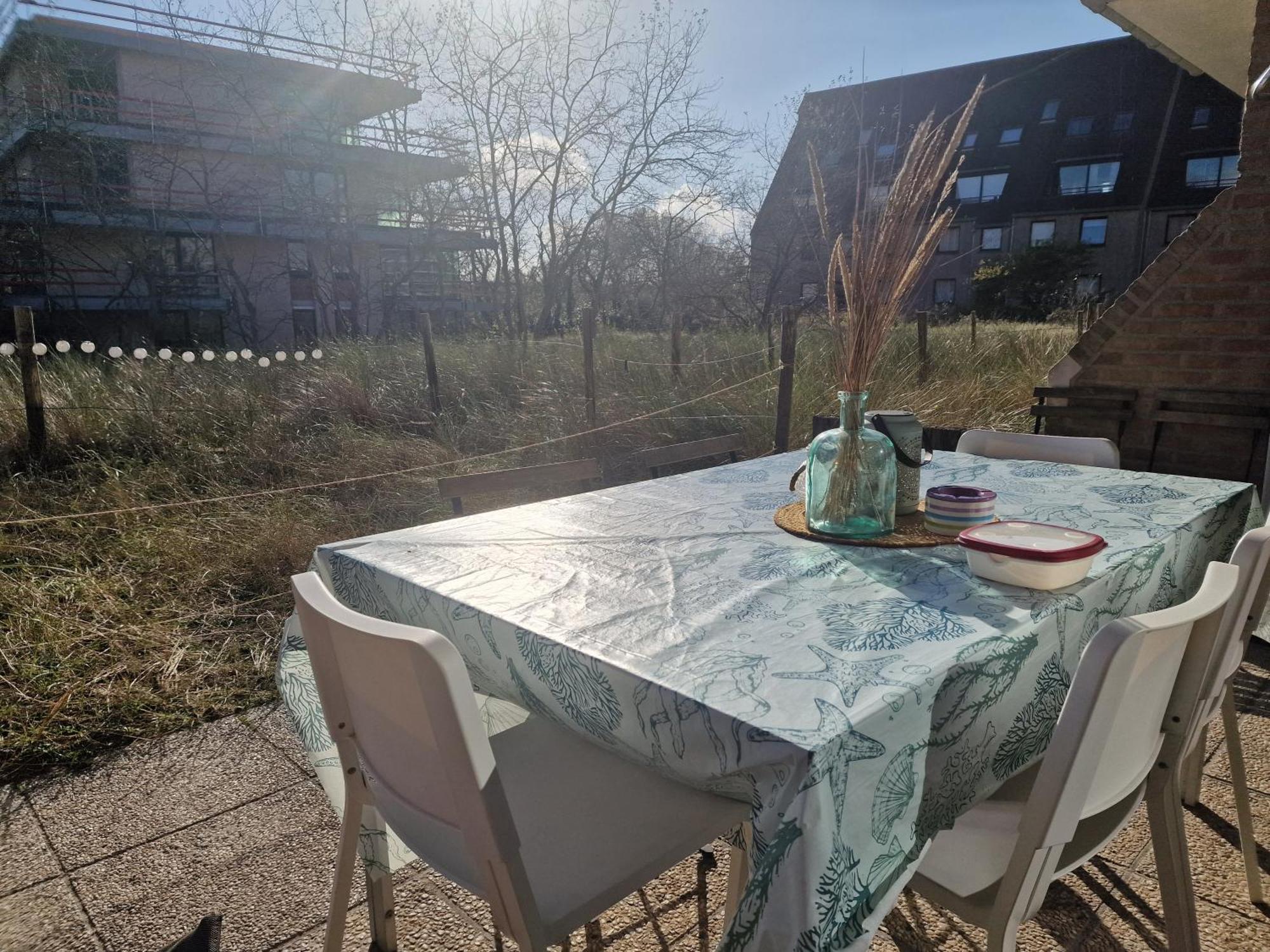4-Persoons Appartement Met Een Mooi Uitzicht 德帕内 外观 照片